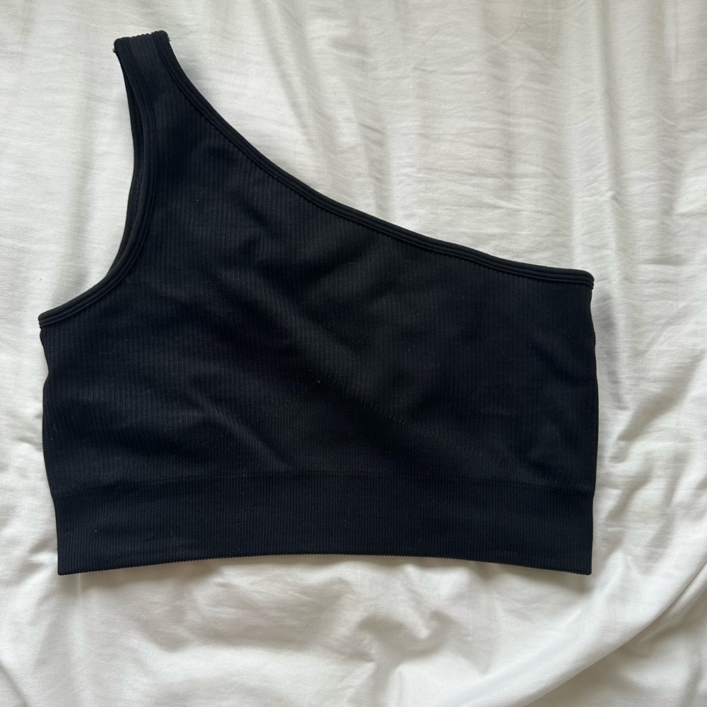 Black one shoulder sports bra